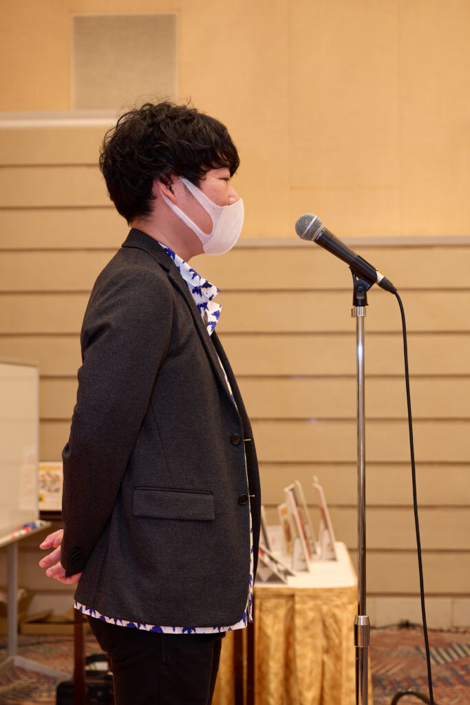 社長スピーチ写真